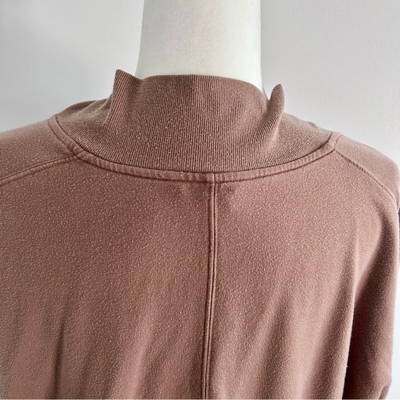 Athleta Ladies Sweatshirt - Size L - Picture 4 of 8